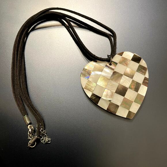 3 for $15 Clearance Abalone & MOP Checkered Heart Pendant - Picture 3 of 9